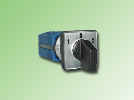 TRANSFERENCIA A PANEL 1-0-2 10 AMP. 3P - PE180250