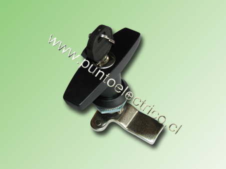 ESPAÑOLETA  NEGRA TIPO  T  CON LLAVE Y LENGUETA 3 PUNTAS. PE210206