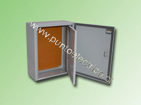 CAJA METÁLICA C/PUERTA  INT.  400x300x200mm IP66  RAL7035 COD. PE240074